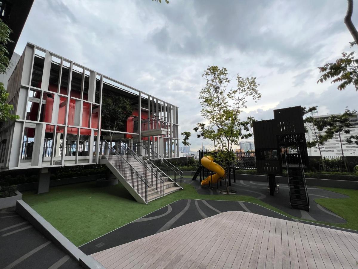 Lucentia Residence Bbcc Lalaport At Kuala Lumpur By Luxe Home Bagian luar foto