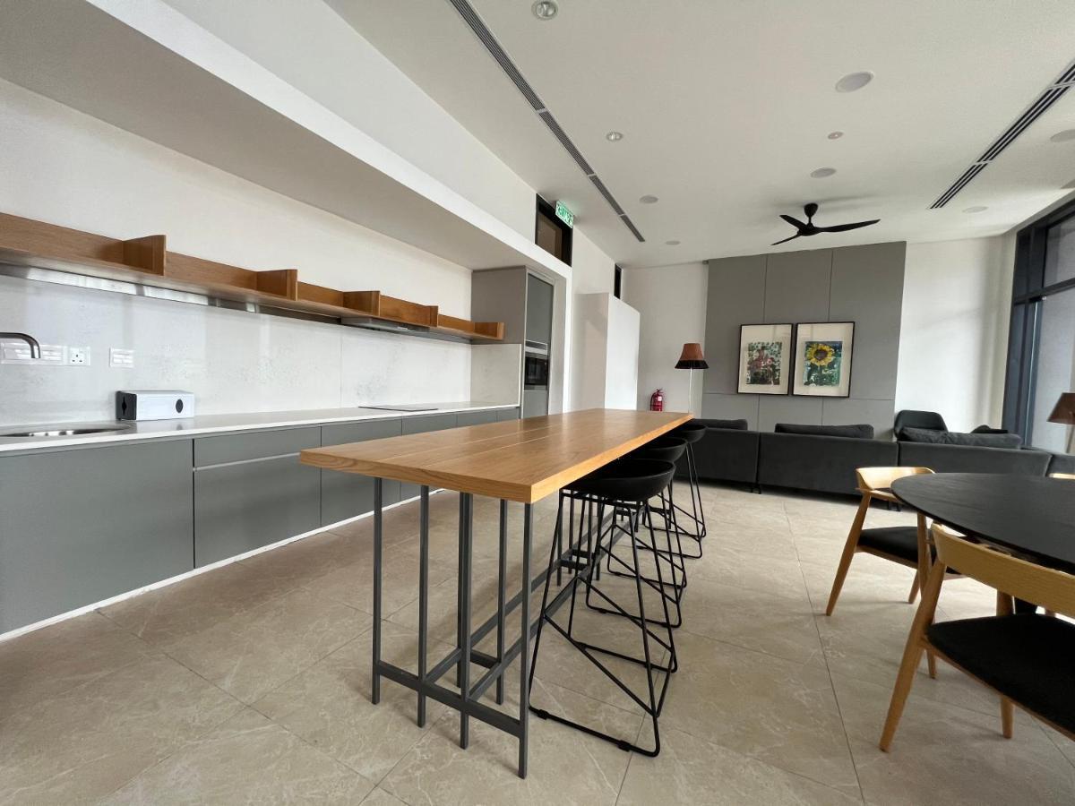Lucentia Residence Bbcc Lalaport At Kuala Lumpur By Luxe Home Bagian luar foto