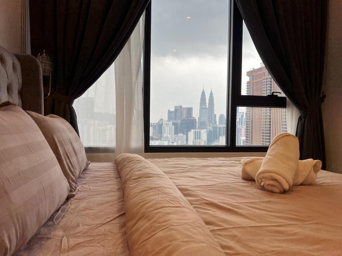 Lucentia Residence Bbcc Lalaport At Kuala Lumpur By Luxe Home Bagian luar foto