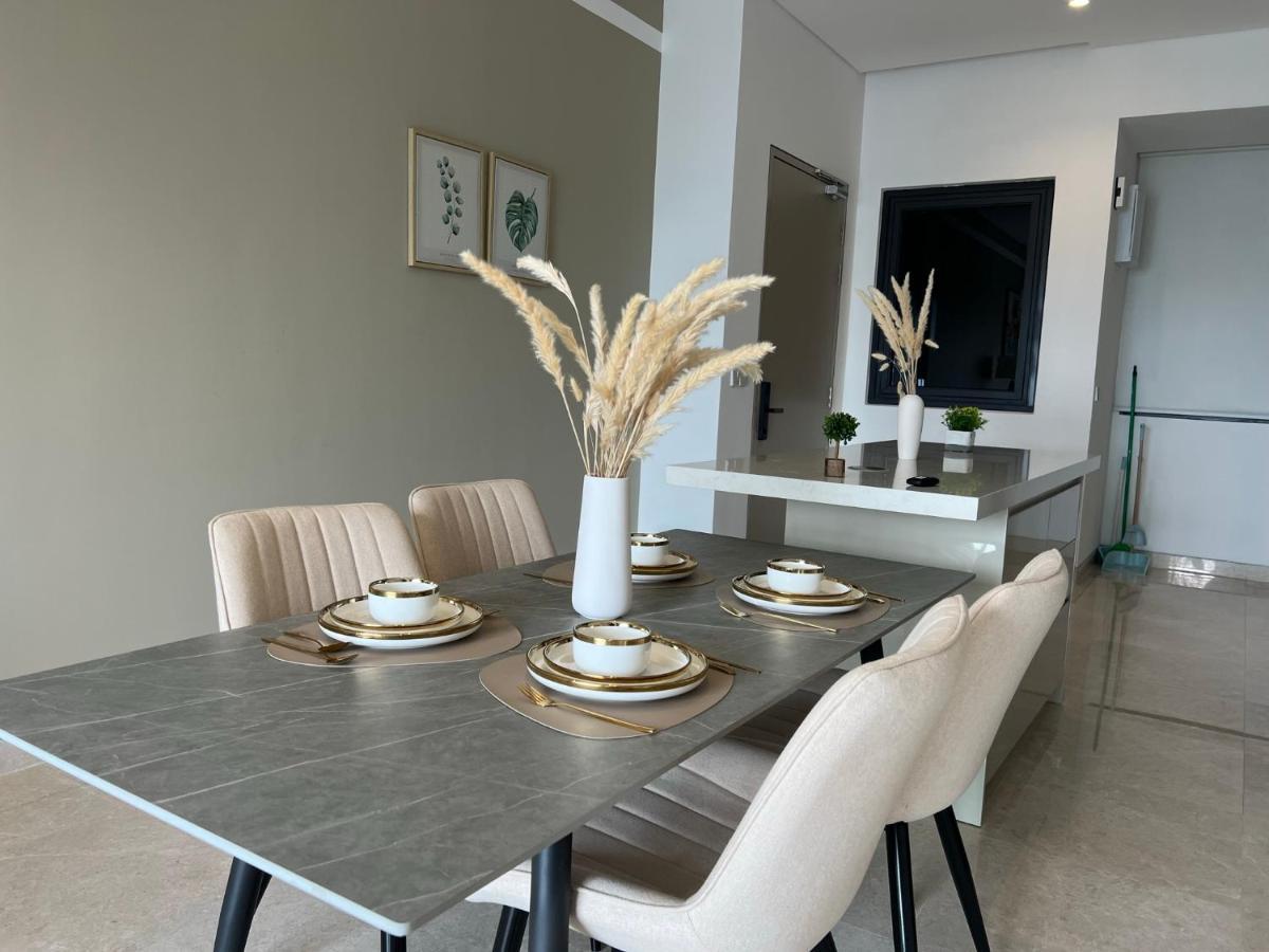 Lucentia Residence Bbcc Lalaport At Kuala Lumpur By Luxe Home Bagian luar foto